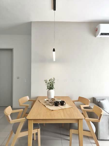 Servis Apartment untuk Disewa di The Clio 2 Residences - Leon Kwan - Dining Room - PropertyGuru.com.my