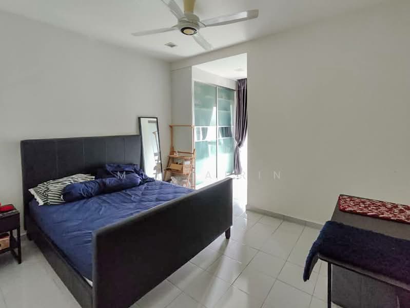Kondominium untuk Dijual di T-Parkland - M.J Zairin - Bedroom - PropertyGuru.com.my