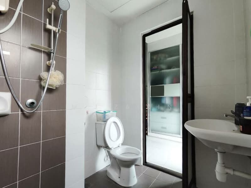 Kondominium untuk Dijual di T-Parkland - M.J Zairin - Bathroom - PropertyGuru.com.my