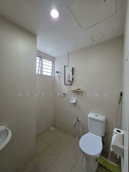 Kondominium untuk Disewa di Unipark Condominium - Dexter Yeong - Bathroom - PropertyGuru.com.my