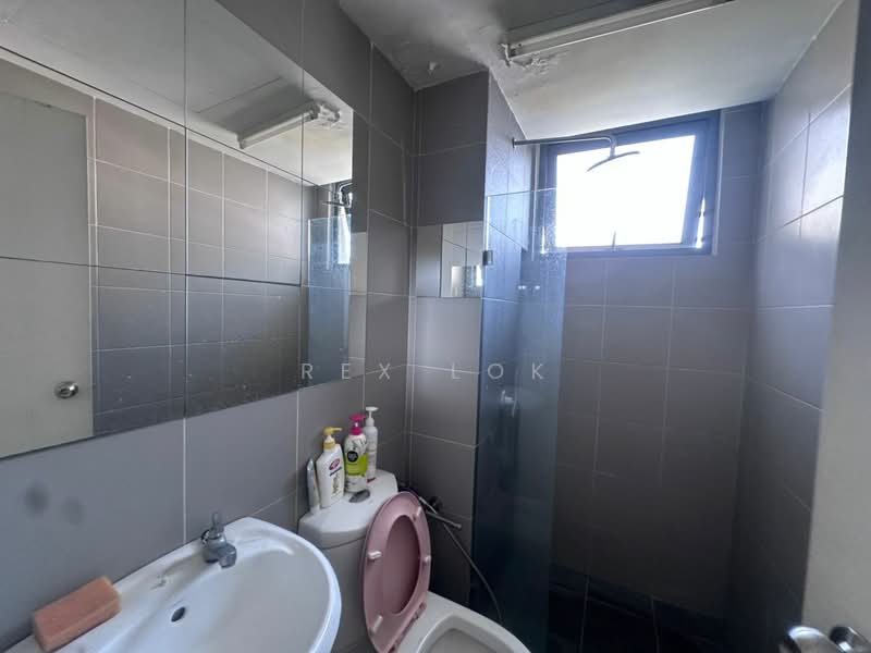 Condominium for Rent at Boulevard Residence - Rex Lok - Bathroom - PropertyGuru.com.my