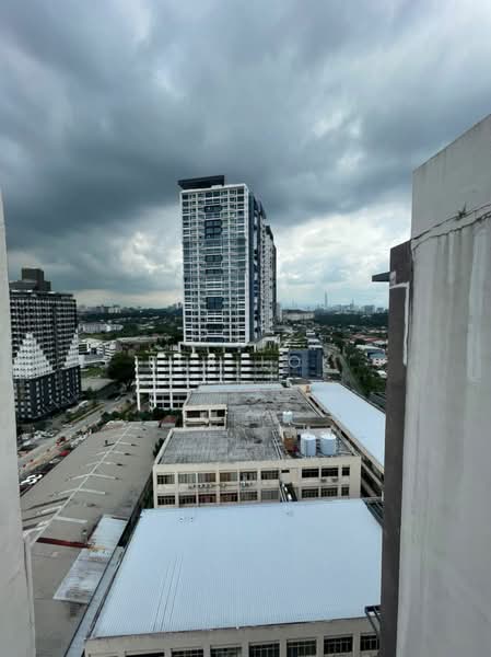 Servis Apartment untuk Disewa di Centrestage Designer Suite - Rex Lok - Exterior - PropertyGuru.com.my