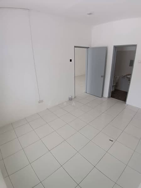 1-storey Terraced House for Sale in Taman Putri Kulai (Kulai) - Zira . - PropertyGuru.com.my
