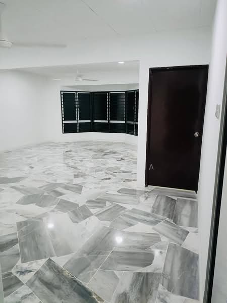 Pangsapuri untuk Dijual di Riverdale Park Apartments - Azmi Ma - PropertyGuru.com.my