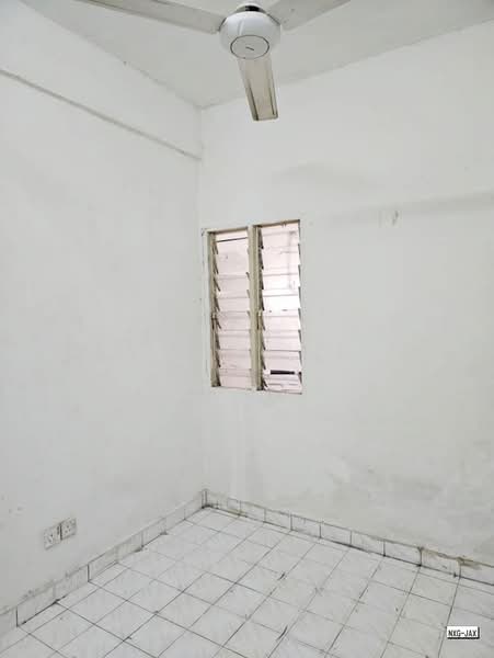 Rumah Flat untuk Dijual di Flat Dahlia - Sonia Soh - Interior - PropertyGuru.com.my