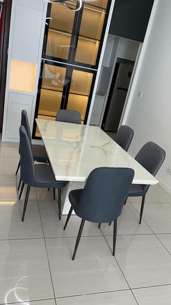 Kondominium untuk Disewa di Queens Residences Q1 @ Queens Waterfront - Alvin Sim - Dining Room - PropertyGuru.com.my