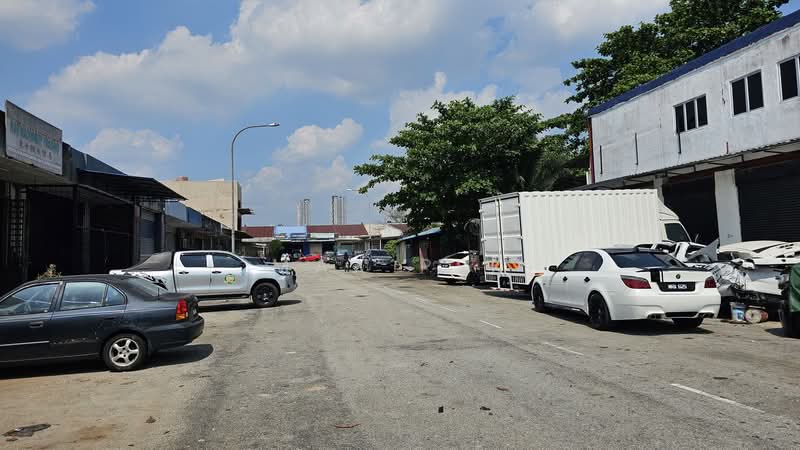 Factory for Rent in Taman Perindustrian Puchong Utama (Puchong) - Max Pek - PropertyGuru.com.my