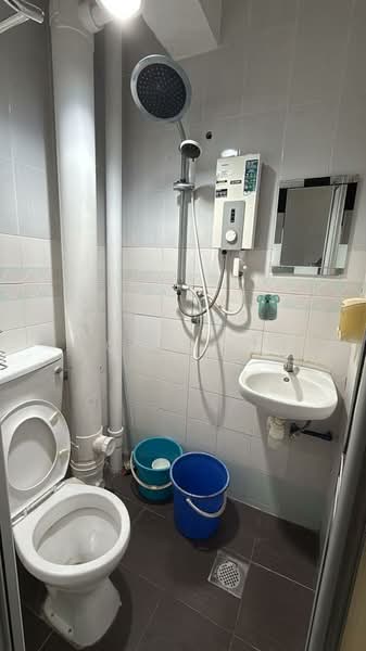 Pangsapuri untuk Dijual di Jade View - CC Ooi - Bathroom - PropertyGuru.com.my