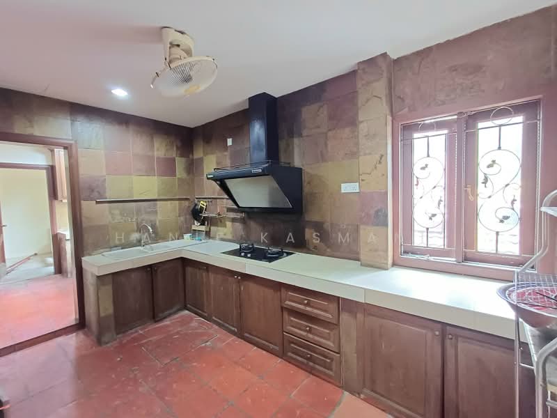 2-storey Terraced House for Sale in Pantai Dalam (Pantai) - Hanif Kasmani - PropertyGuru.com.my