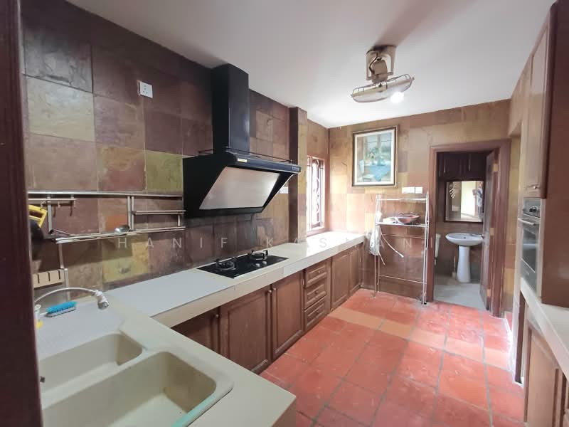 2-storey Terraced House for Sale in Pantai Dalam (Pantai) - Hanif Kasmani - PropertyGuru.com.my