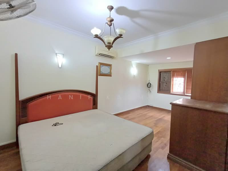 2-storey Terraced House for Sale in Pantai Dalam (Pantai) - Hanif Kasmani - PropertyGuru.com.my
