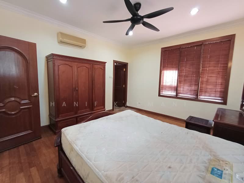 2-storey Terraced House for Sale in Pantai Dalam (Pantai) - Hanif Kasmani - PropertyGuru.com.my