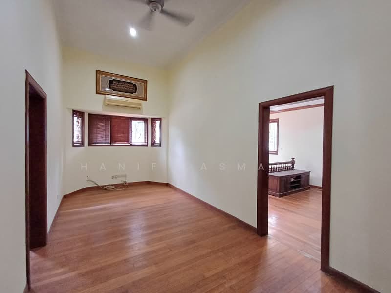 2-storey Terraced House for Sale in Pantai Dalam (Pantai) - Hanif Kasmani - PropertyGuru.com.my