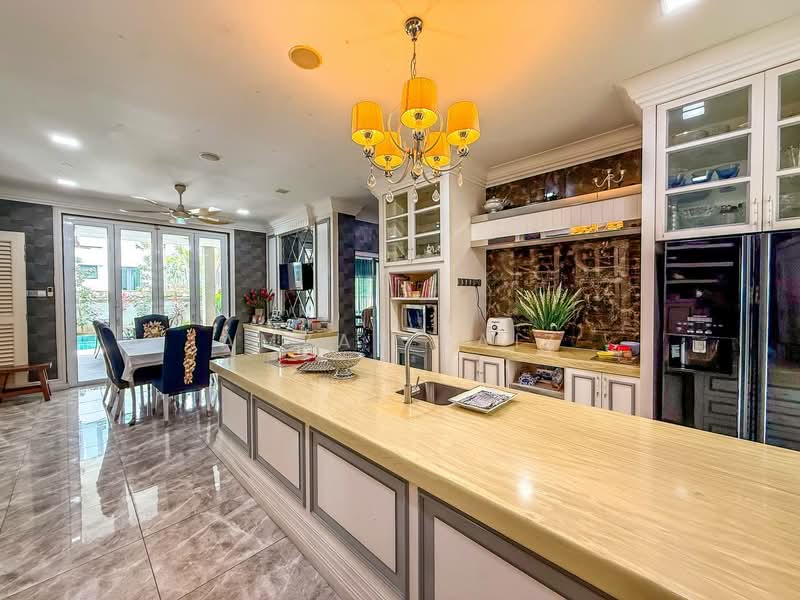 Bungalow for Sale in Seksyen 8 (Kota Damansara) - Amzar Faiz - PropertyGuru.com.my