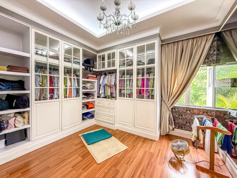 Bungalow for Sale in Seksyen 8 (Kota Damansara) - Amzar Faiz - PropertyGuru.com.my