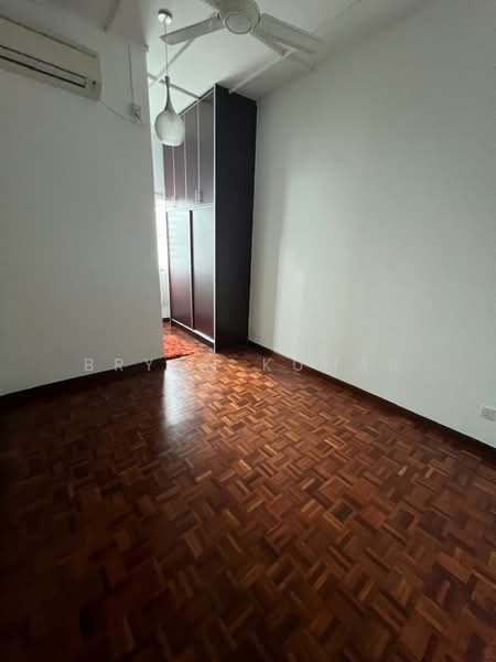 Rumah Teres 2 Tingkat untuk Disewa di Bangsar Baru (Bangsar) - Bryan Kumar - Bedroom - PropertyGuru.com.my