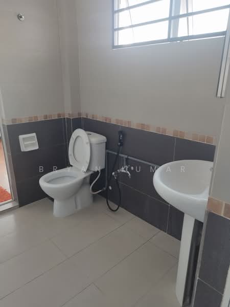 Rumah Teres 2 Tingkat untuk Disewa di Bangsar Baru (Bangsar) - Bryan Kumar - Bathroom - PropertyGuru.com.my