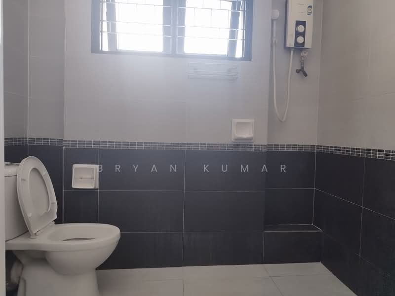 Rumah Teres 2 Tingkat untuk Disewa di Bangsar Baru (Bangsar) - Bryan Kumar - Bathroom - PropertyGuru.com.my