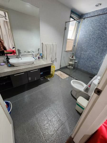 Bungalow for Sale in Sierramas (Sungai Buloh) - Rick Lum - Bathroom - PropertyGuru.com.my