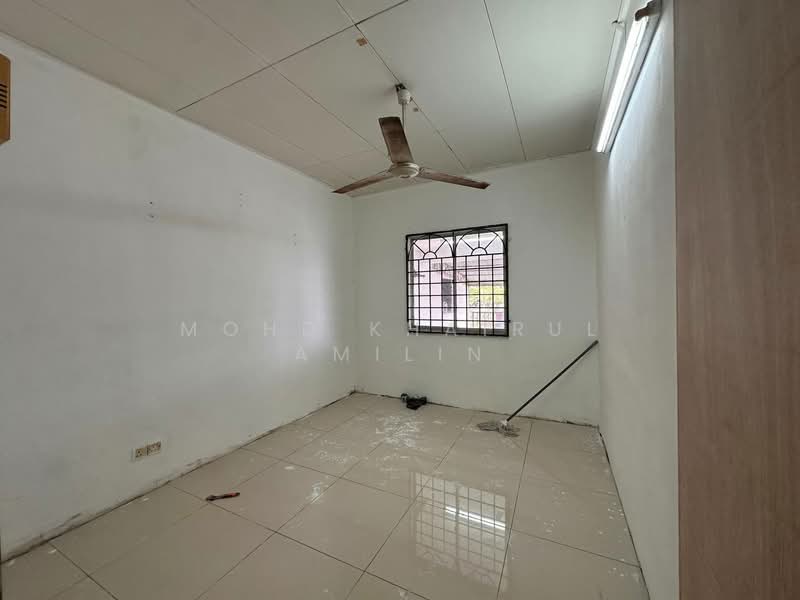 For Sale - Taman Desa Vista