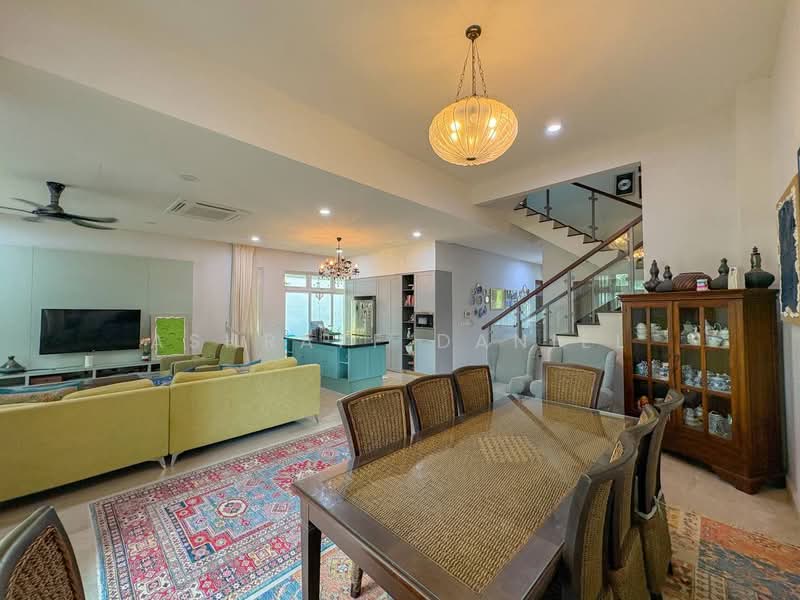 Bungalow for Sale in Ampang (Selangor) - Ashraff Daniel - Living Room - PropertyGuru.com.my