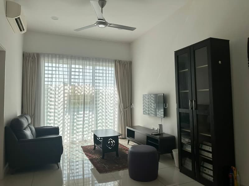 2-storey Terraced House for Sale in Bandar Sri Sendayan (Negeri Sembilan) - Ong Jia Hui - Living Room - PropertyGuru.com.my