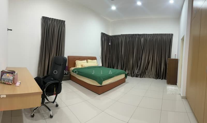 2-storey Terraced House for Sale in Bandar Sri Sendayan (Negeri Sembilan) - Ong Jia Hui - Bedroom - PropertyGuru.com.my