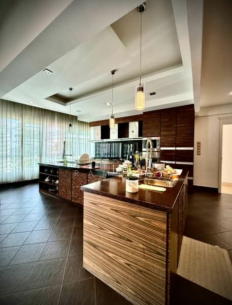 Condominium for Sale at The Cove Condominium - Ressha Ramesh - Kitchen - PropertyGuru.com.my