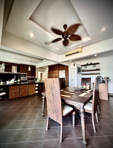 Condominium for Sale at The Cove Condominium - Ressha Ramesh - Kitchen - PropertyGuru.com.my