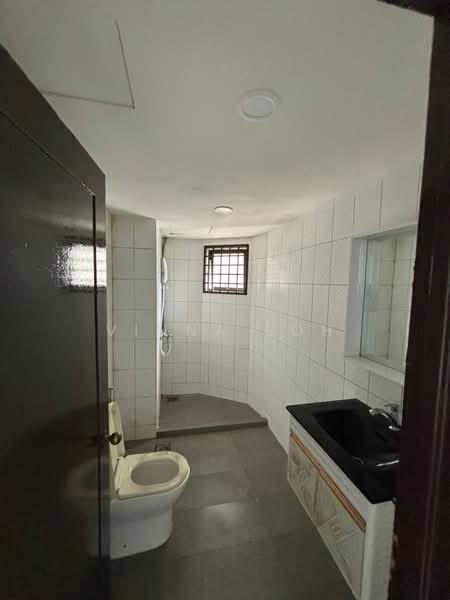 Apartment for Rent at Seri Mutiara Apartment - Vinna Loh - Bathroom - PropertyGuru.com.my