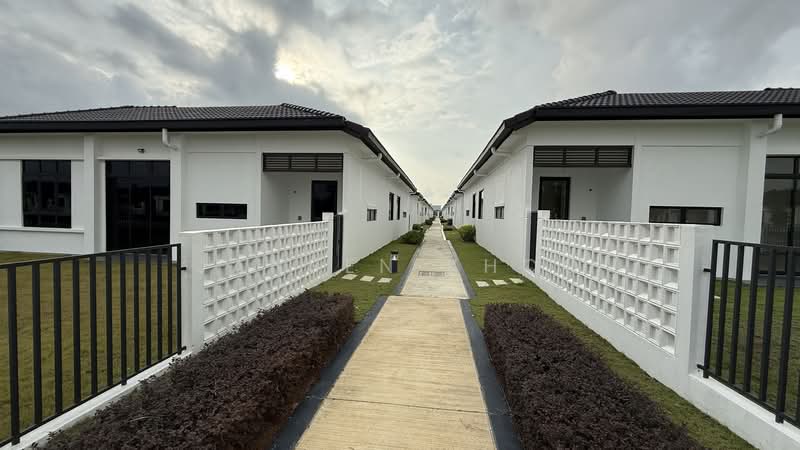 Rumah Teres 1 Tingkat untuk Disewa di Eco Grandeur (Puncak Alam) - Jansen Khoo - PropertyGuru.com.my