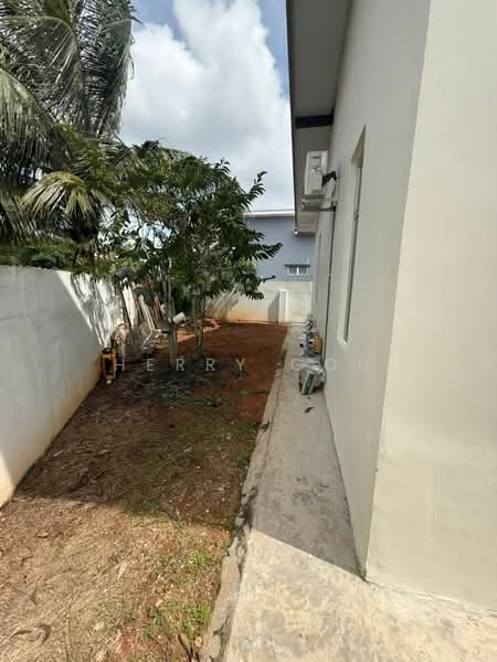 1-storey Terraced House for Sale in Bandar Pulai Jaya (Kulai) - Herry Goh - Exterior - PropertyGuru.com.my