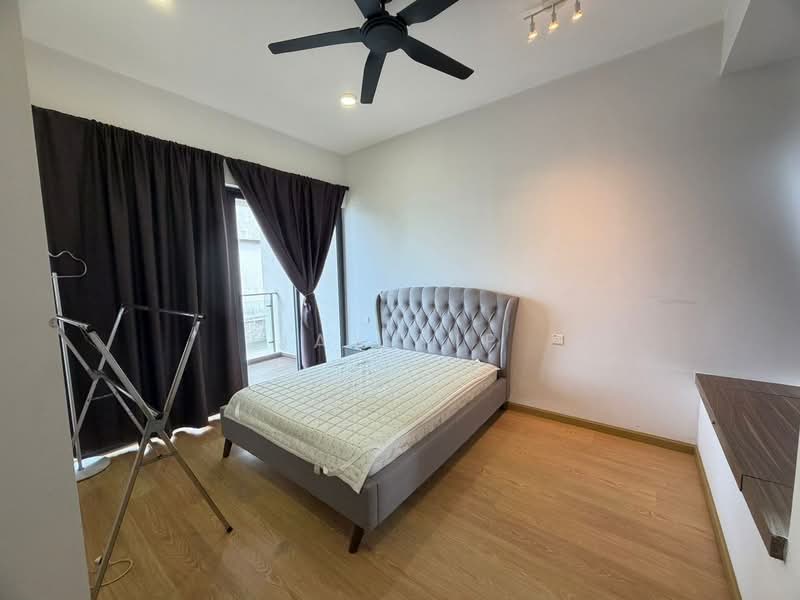 Condominium for Rent at Royal Strand @ Country Garden Danga Bay - Jax Yip - PropertyGuru.com.my