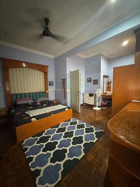 Semi-Detached House for Sale in Ayer Keroh (Melaka) - Anita Omar - Bedroom - PropertyGuru.com.my
