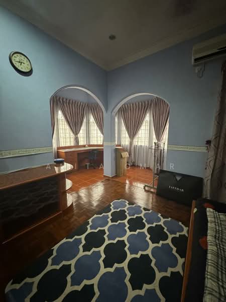 Semi-Detached House for Sale in Ayer Keroh (Melaka) - Anita Omar - Study - PropertyGuru.com.my