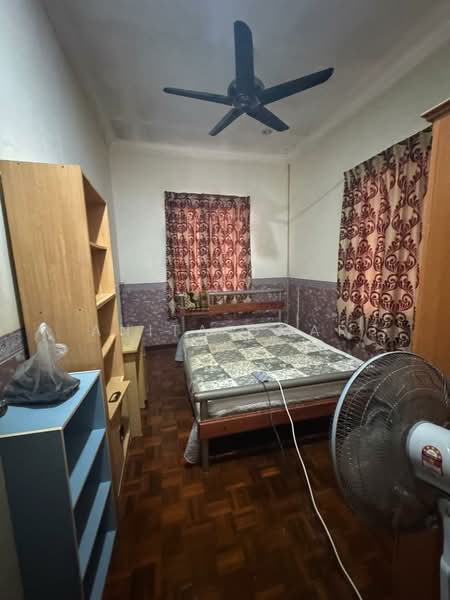 Semi-Detached House for Sale in Ayer Keroh (Melaka) - Anita Omar - Bedroom - PropertyGuru.com.my