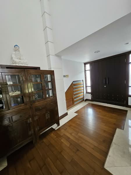 Bungalow for Sale in Sierramas (Sungai Buloh) - Rick Lum - Entrance - PropertyGuru.com.my