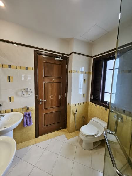 Bungalow for Sale in Sierramas (Sungai Buloh) - Rick Lum - Bathroom - PropertyGuru.com.my