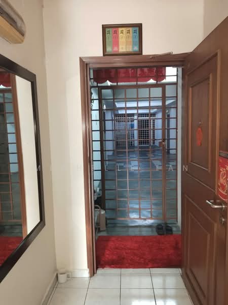 Kondominium untuk Dijual di Menara Menjalara - Michelle Tan - Entrance - PropertyGuru.com.my