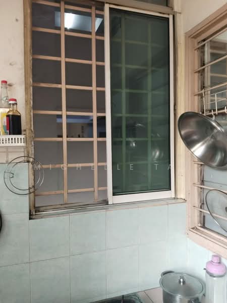 Kondominium untuk Dijual di Menara Menjalara - Michelle Tan - Kitchen - PropertyGuru.com.my