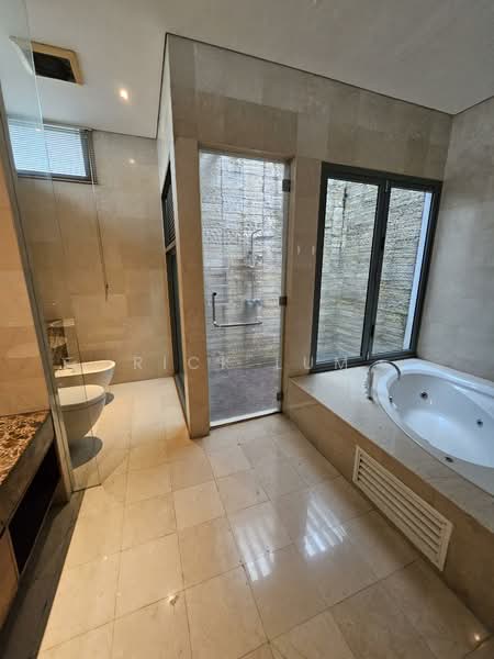 Bungalow for Sale in Mont Kiara (Kuala Lumpur) - Rick Lum - Bathroom - PropertyGuru.com.my