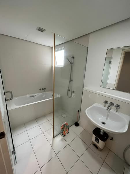 Kondominium untuk Disewa di One Jelatek - Kevin Chen - Bathroom - PropertyGuru.com.my