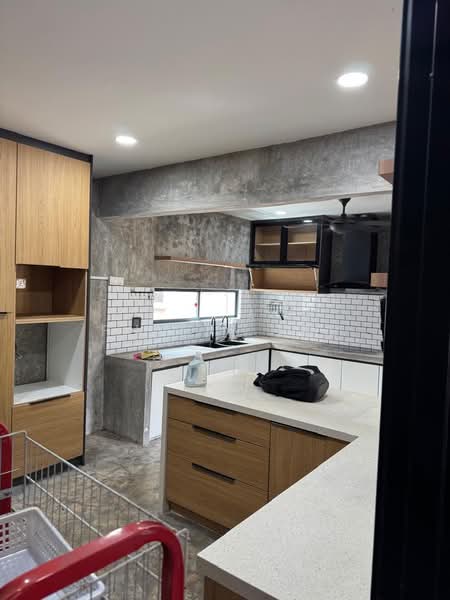 Semi-Detached House for Sale in Taman Sri Putra Mas (Sungai Buloh) - Philip Lee - Kitchen - PropertyGuru.com.my