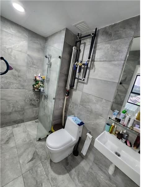 Servis Apartment untuk Disewa di Equine Residence - Don Lee Kah Hou - Bathroom - PropertyGuru.com.my