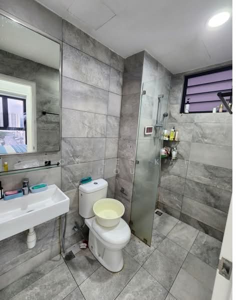 Servis Apartment untuk Disewa di Equine Residence - Don Lee Kah Hou - Bathroom - PropertyGuru.com.my