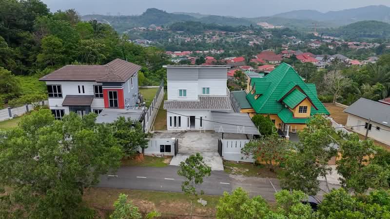 Bungalow for Sale in Dengkil (Selangor) - Firdaus Hamidun - PropertyGuru.com.my