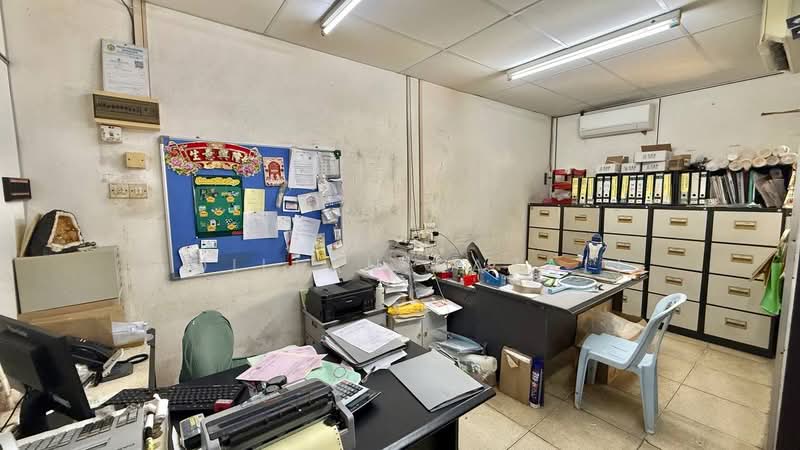 Shop for Sale in Taman Nirwana (Ampang) - Aqillah Razali - Interior - PropertyGuru.com.my