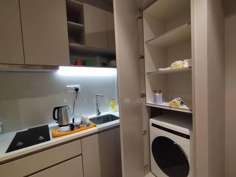 Service Residence for Rent at Hill10 Residence @ i-City - Alice Wong - Kitchen - PropertyGuru.com.my