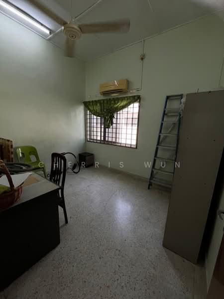 Semi-Detached House for Rent in Taman Sentosa (Johor Bahru) - Cherris Wun - PropertyGuru.com.my