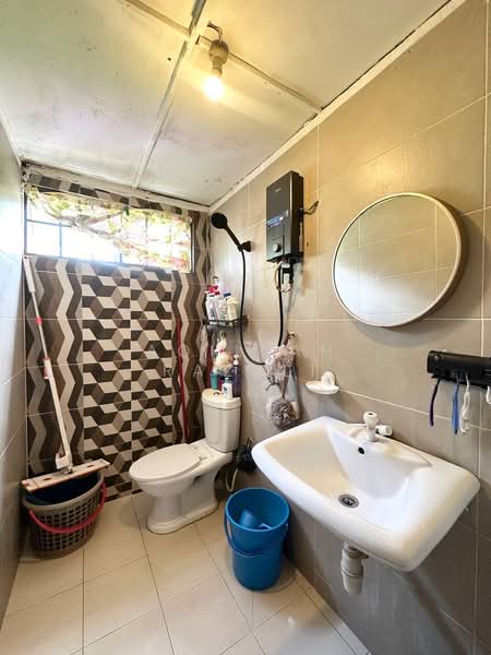 Pangsapuri untuk Dijual di Jasmine Court - Aqillah Razali - Bathroom - PropertyGuru.com.my